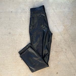 Abercrombie Curve Love 90’s Straight Ultra High Rise Vegan Leather Pants
